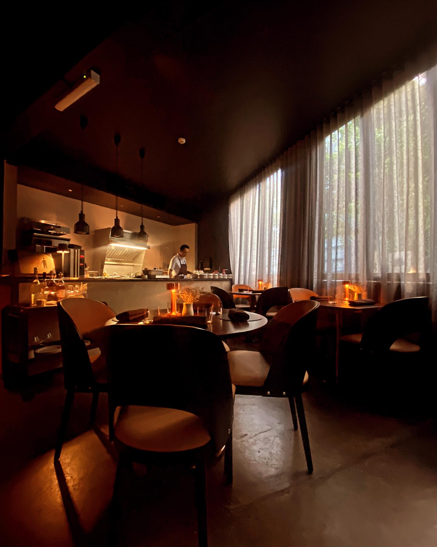 Le Salle Dining di Bar Chaplin 