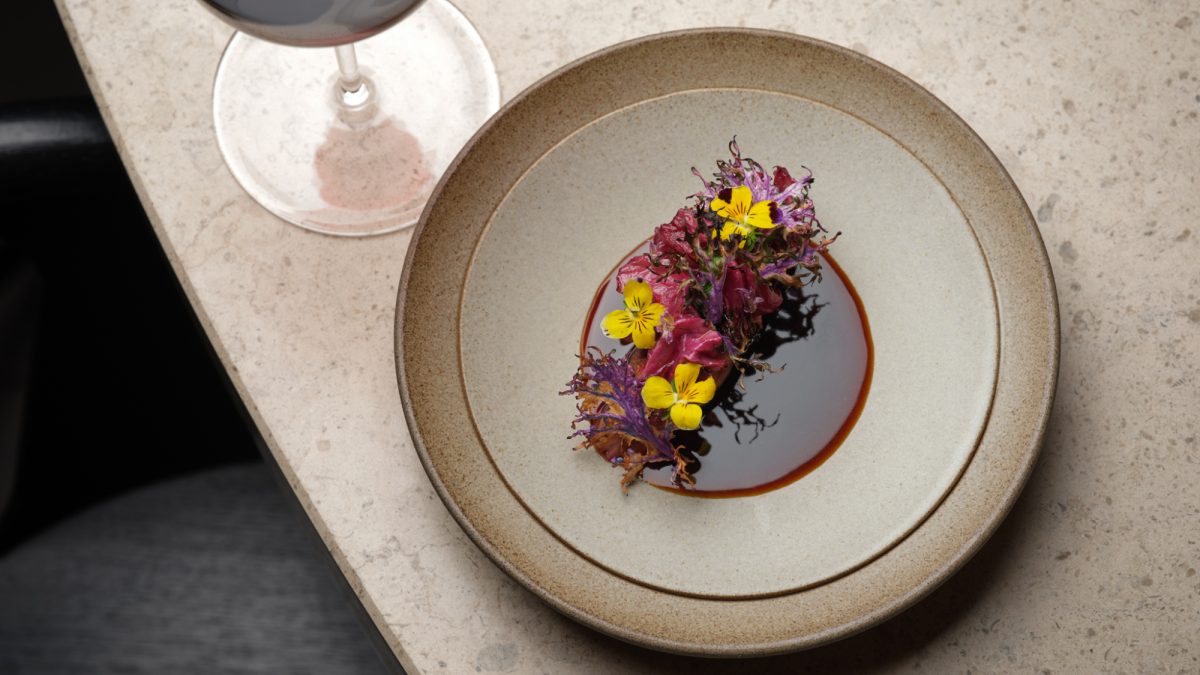 Aulis London