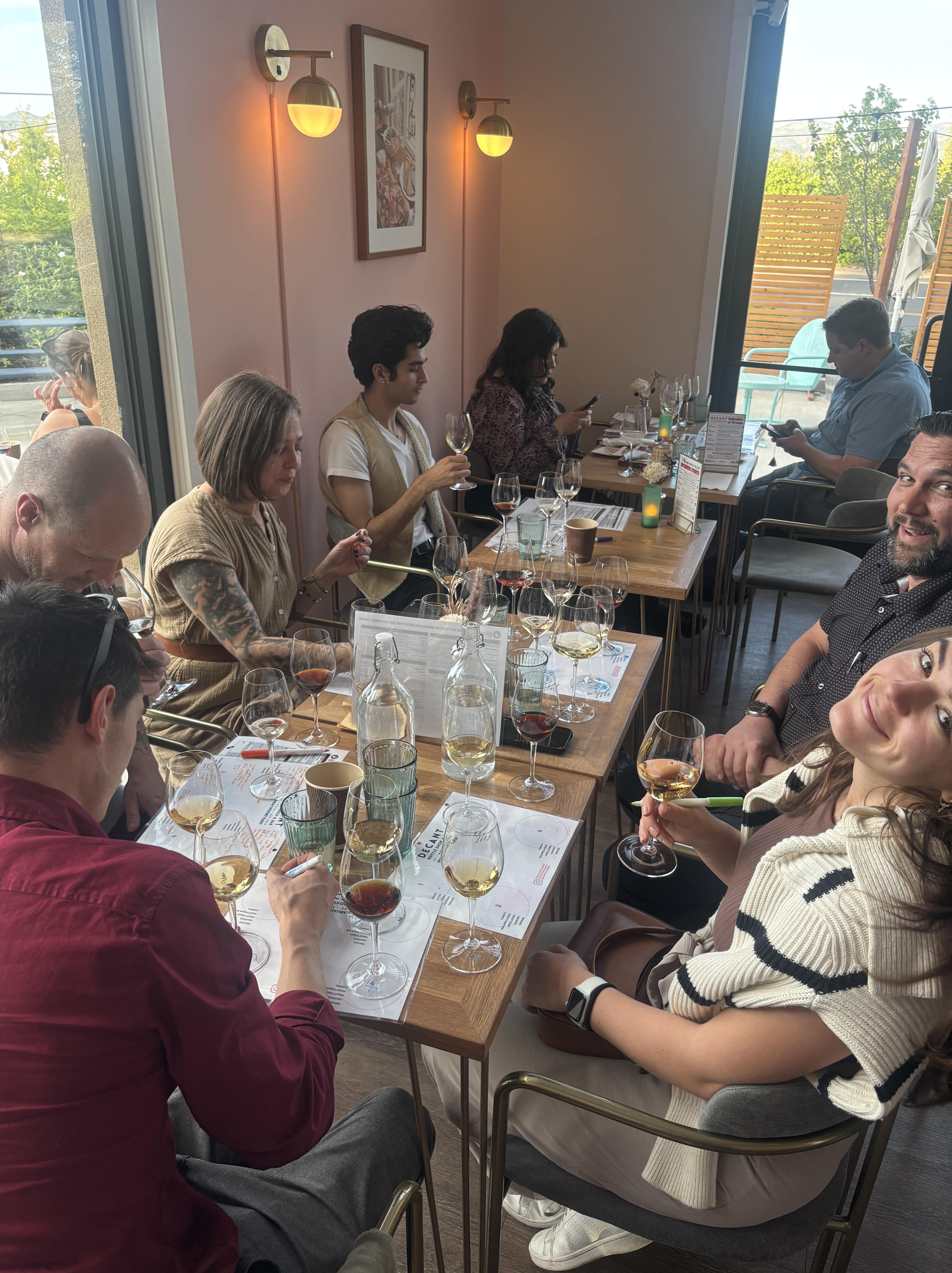 DECANT Napa Bottle Shop & Bar