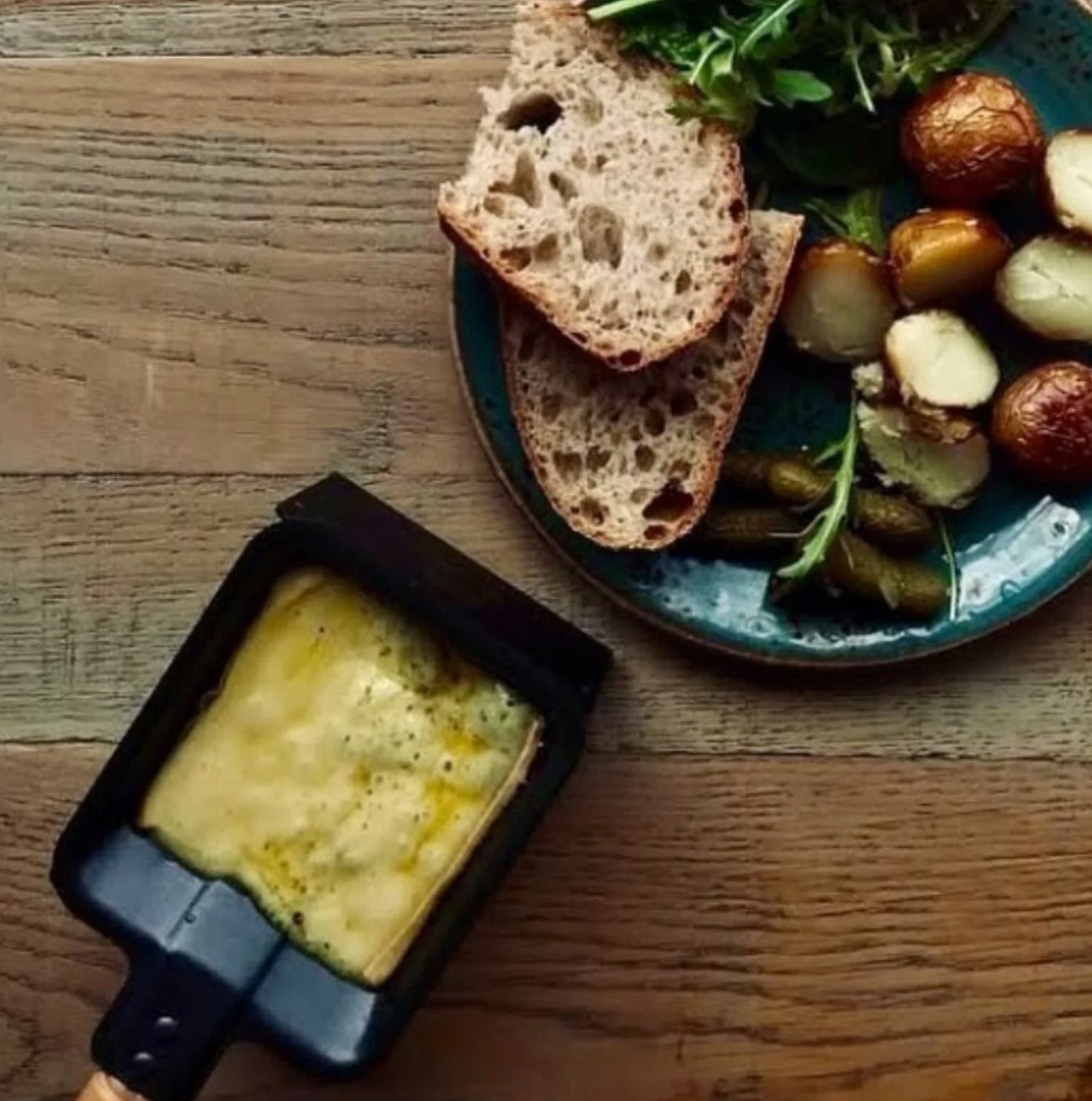 Arch 13 at Connolly's