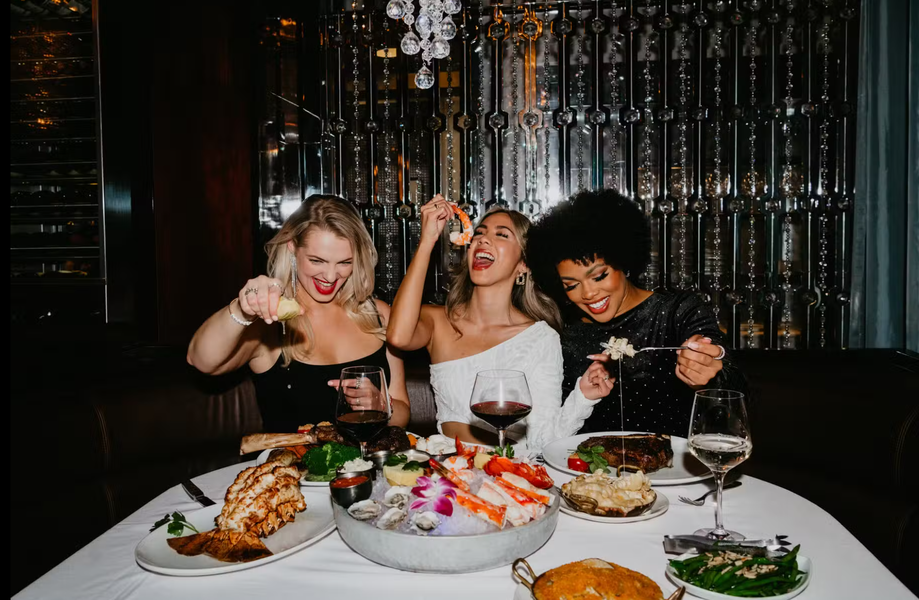 Hank's Fine Steaks & Martinis