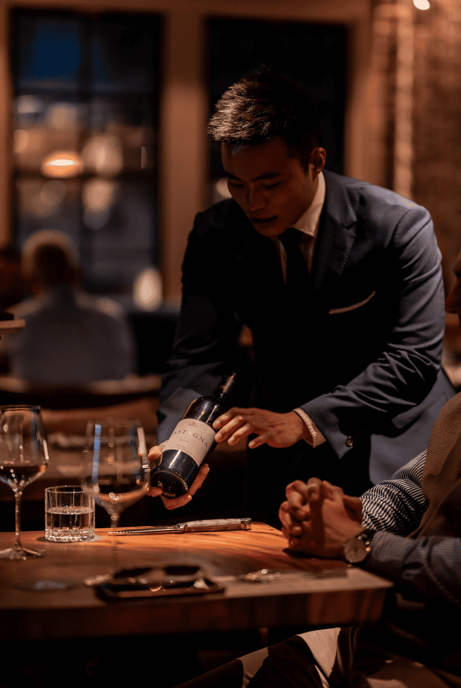 Image-venue_109131464953_w1kds7j6kd_sommelier_image.png