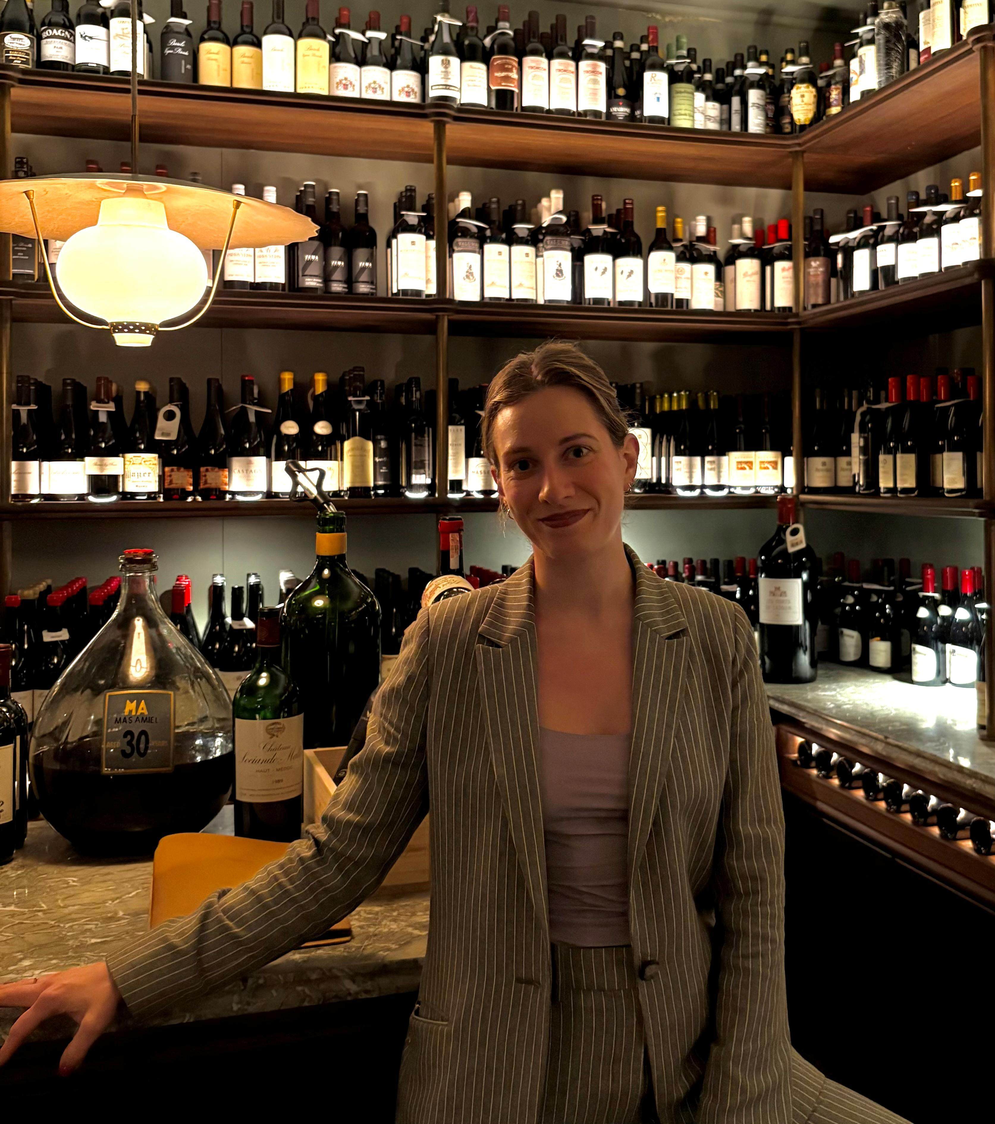 Image-venue_109131858169_yda075lxpda_sommelier_image.jpg