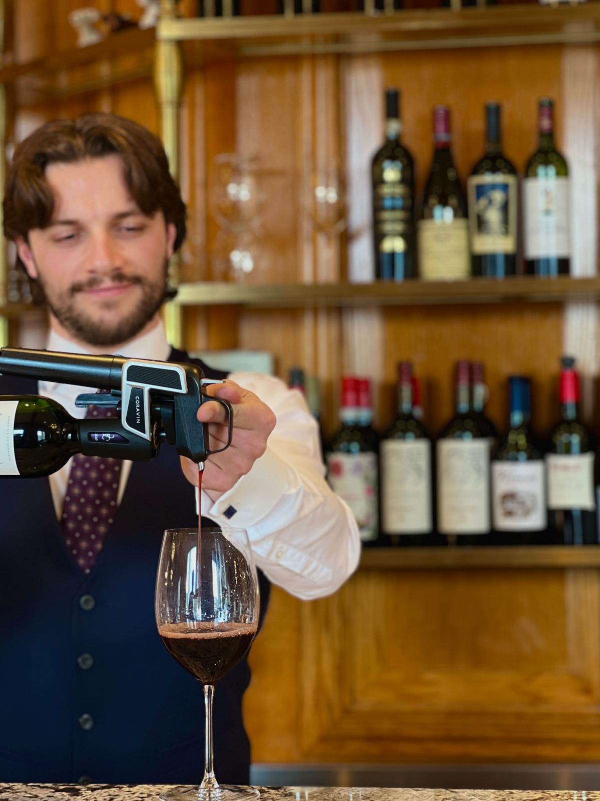 Image-venue_112156967161_fhfltb2ww4m_sommelier_image.jpg