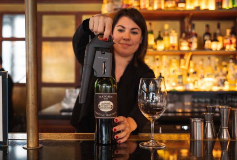 Image-venue_114266407161_6yfl7l6bfr5_sommelier_image.png