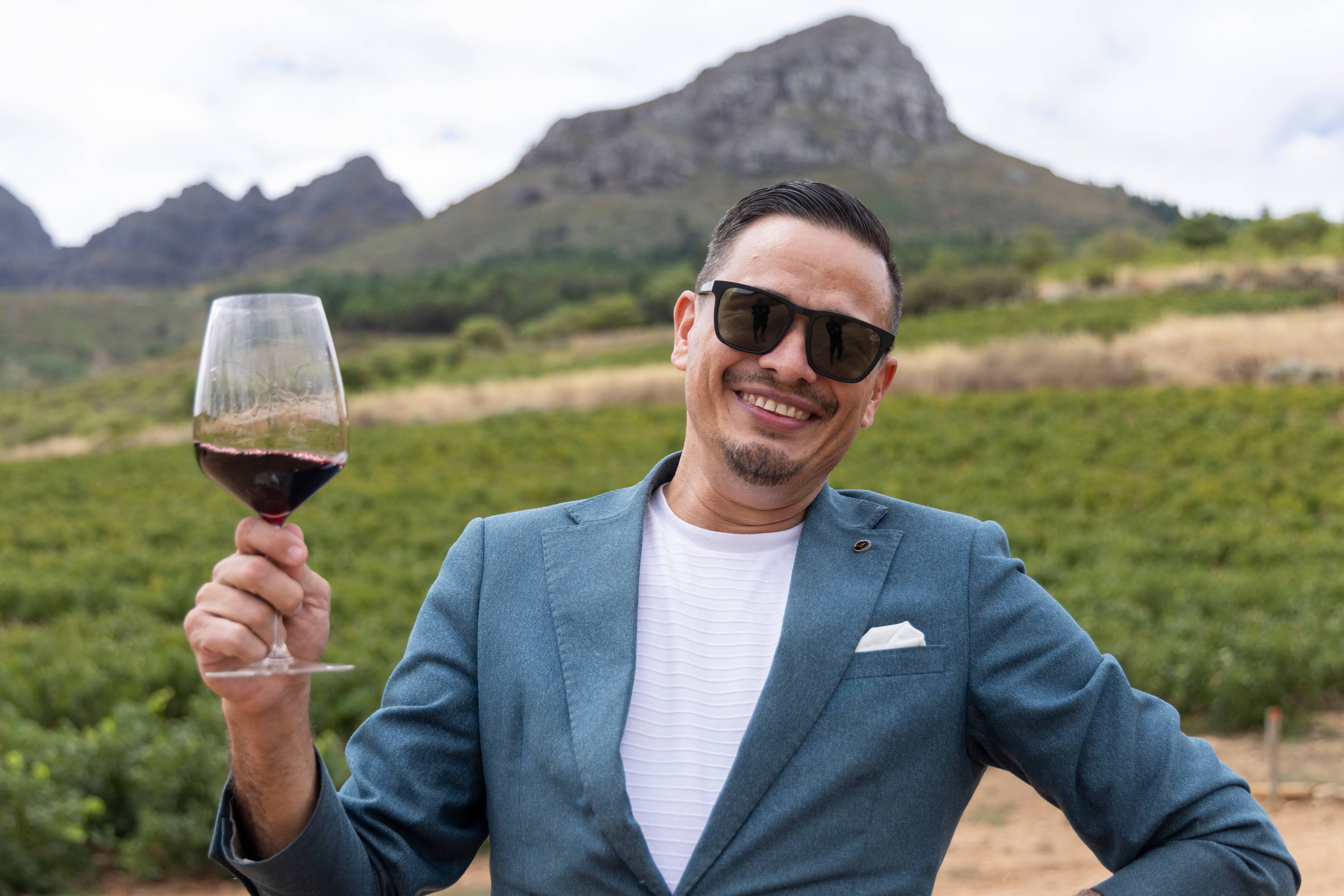Image-venue_188678373625_7l5fpltlozd_sommelier_image.jpg
