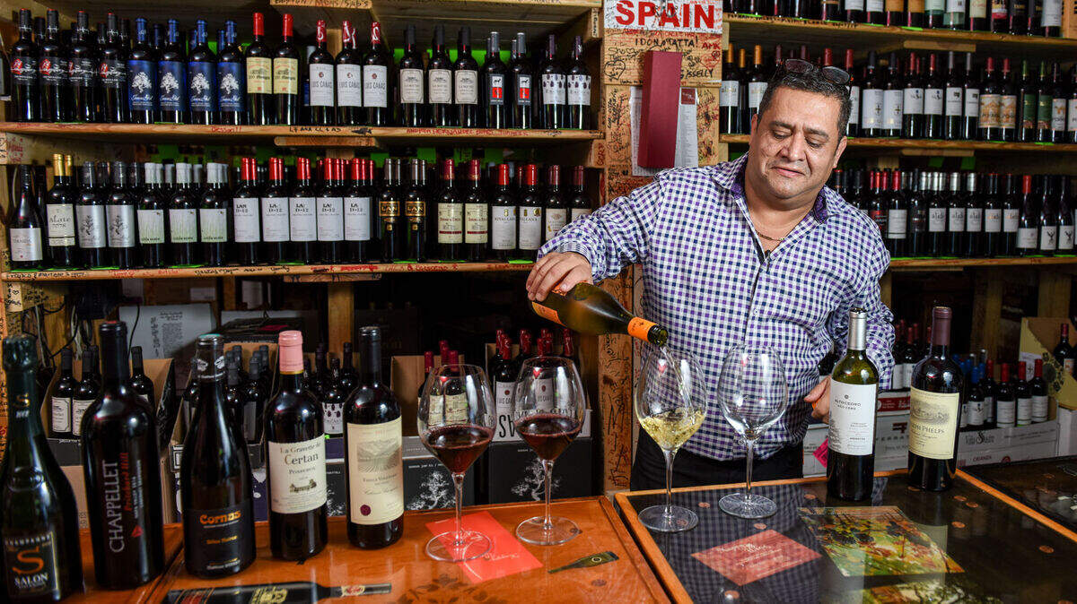 Image-venue_259158409465_hf6o7mbr37n_sommelier_image.jpeg
